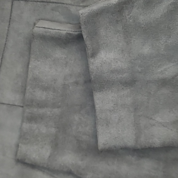 NWOT INC INTERNATIONAL CONCEPTS GRAY FAUX SUEDE SKINNY PANTS - Picture 8 of 13